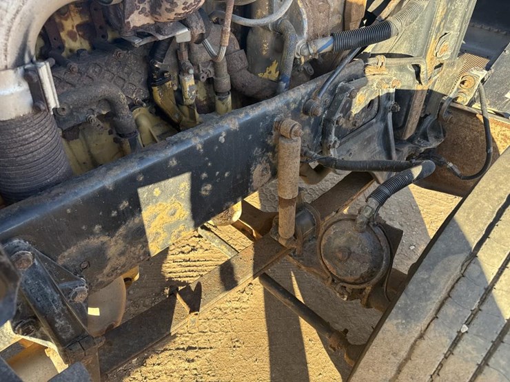 2008-peterbilt-388-image-50