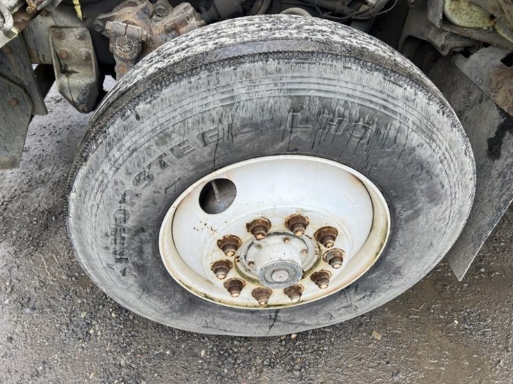 1986-international-1954-s/a-truck-tractor-image-14