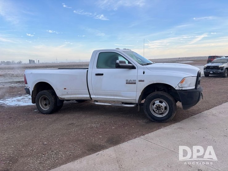 dodge-ram-3500-image-14