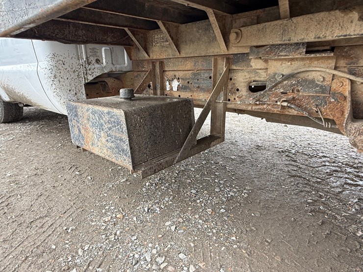 2005-ford-f350-image-16