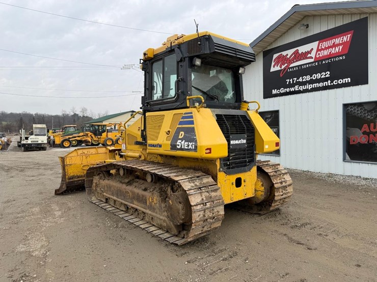 2015-komatsu-d51ex-22-image-3