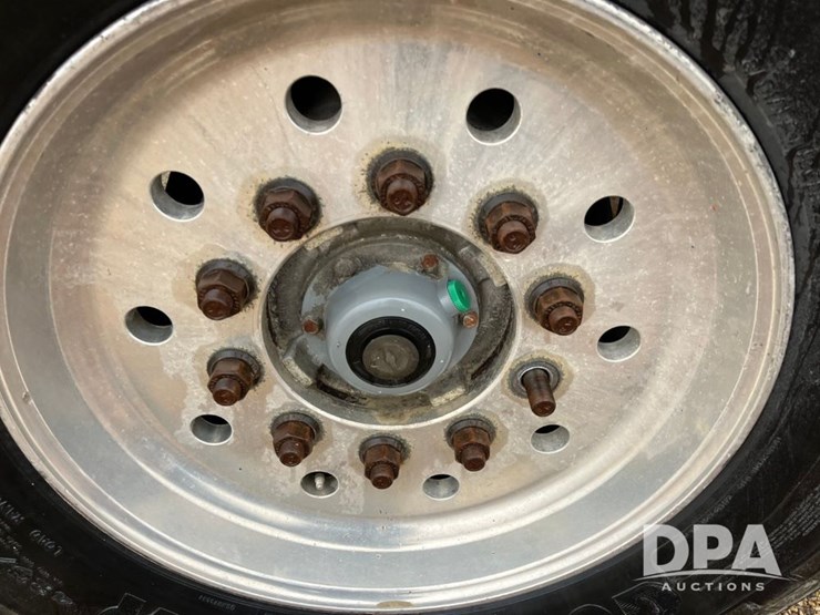 kenworth-t800-image-15