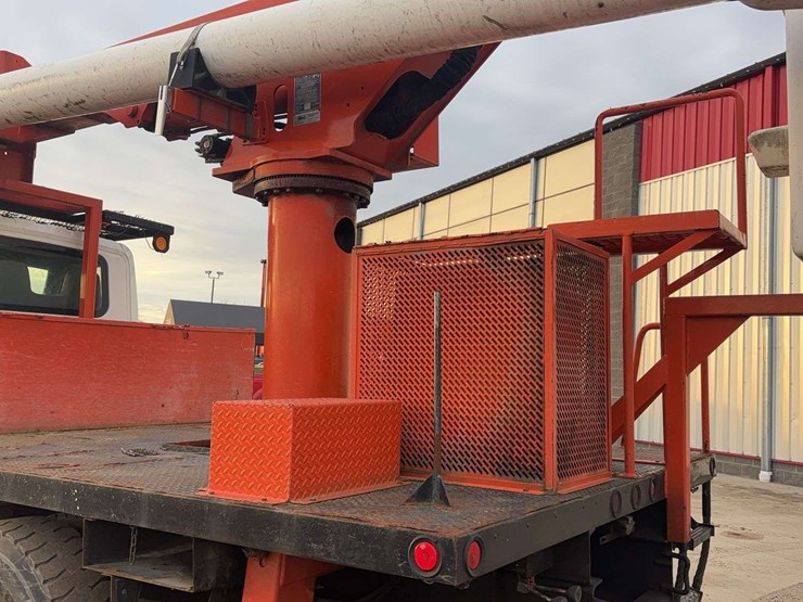 international-durastar-4300-image-19