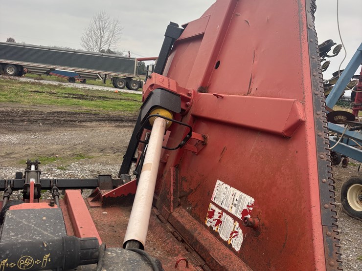 bush-hog-2720-image-4