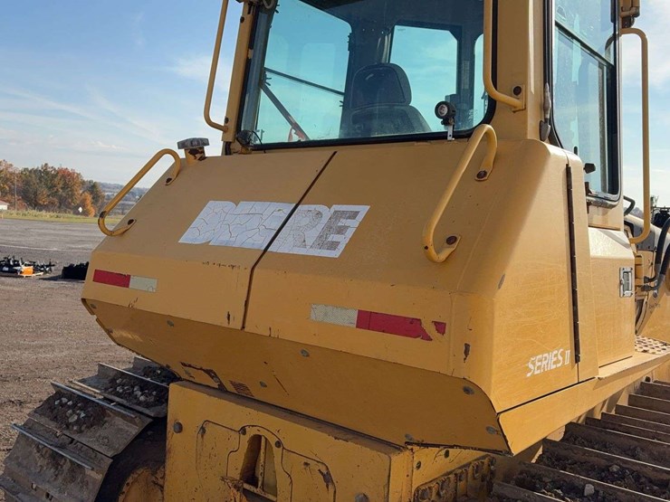 john-deere-850-image-24