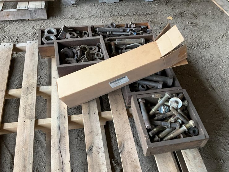 #556-•-bolts-and-parts-image-3