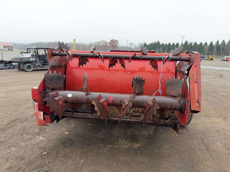 new-holland-195-image-13