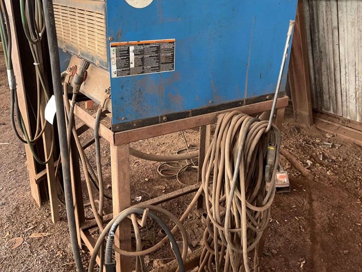 miller-dimension-652-welder-image-5