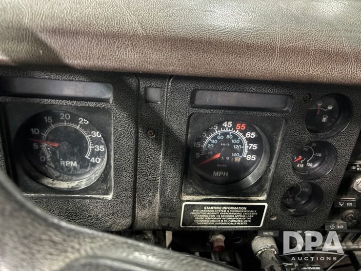 1989-international-2375-plow-truck-(dr12639-unit-215)-image-42