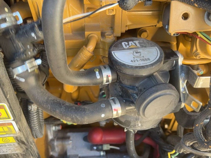 2021-caterpillar-305e2-cr-image-27