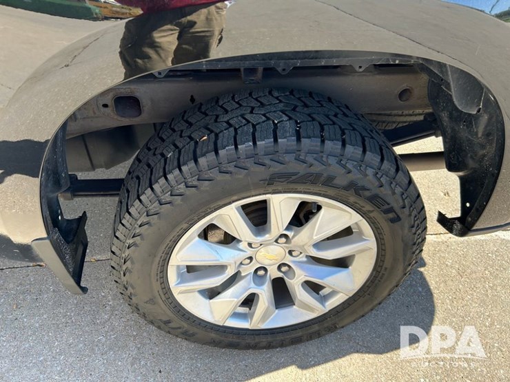 2021-chevrolet-silverado-1500-image-14