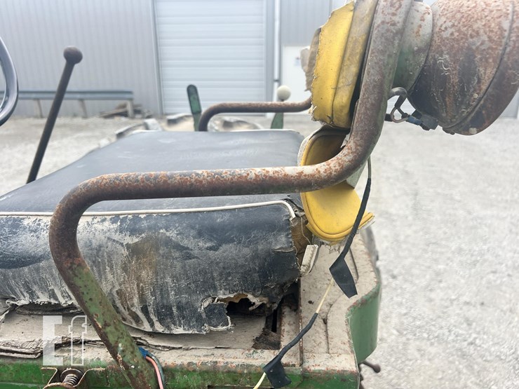 john-deere-730-image-9