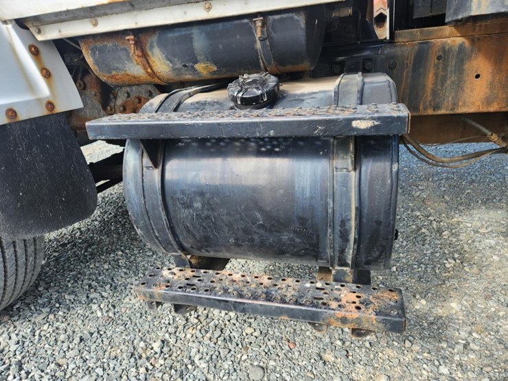 ford-ln8000-image-19