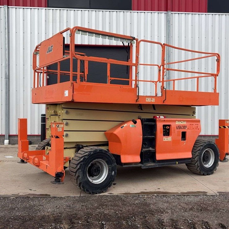 2014 JLG 4394RT