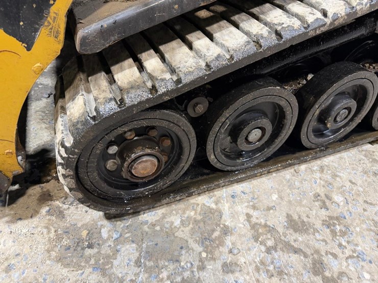 2019-asv-rt40-skid-steer-loader-image-13