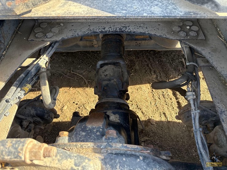 2001-volvo-vnm-semi-truck-image-29