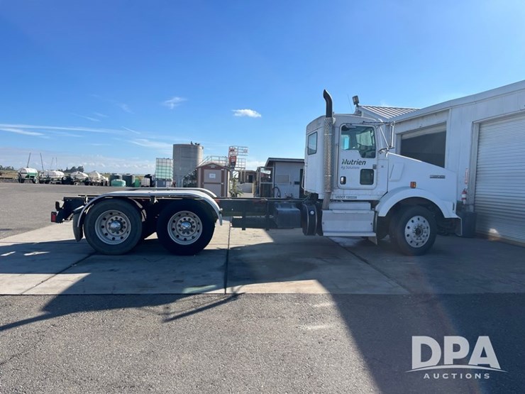 kenworth-t800-image-2