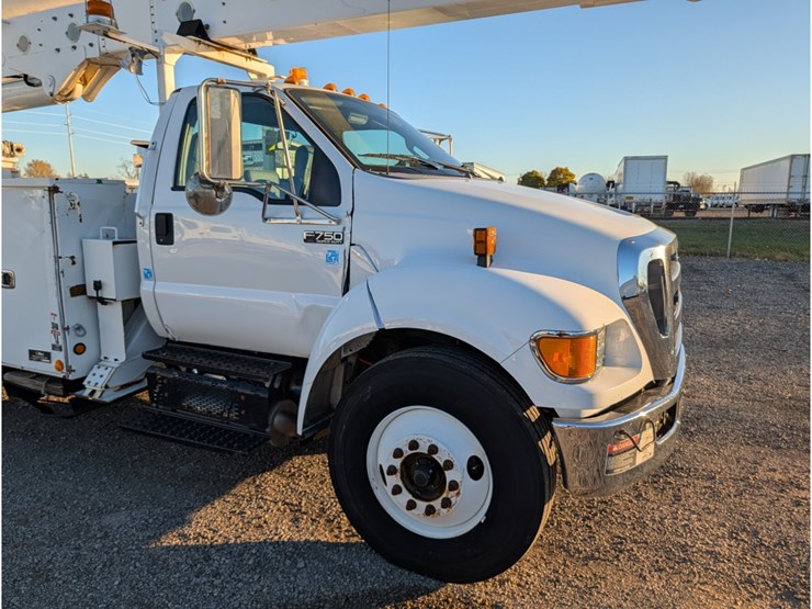 2015-ford-f750-image-6