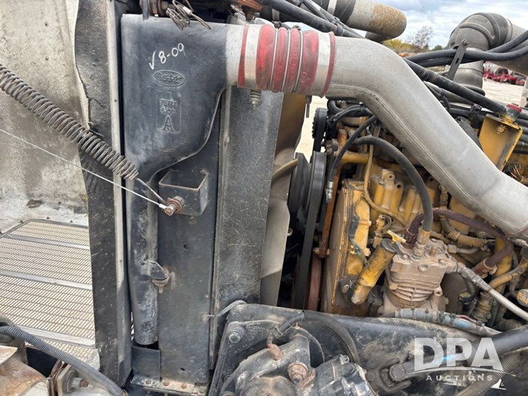 peterbilt-378-image-50