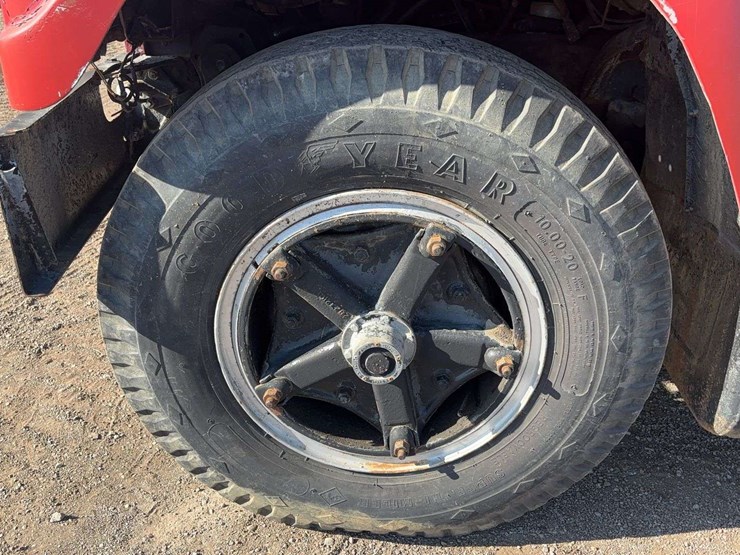 1968-international-f2000d-image-10