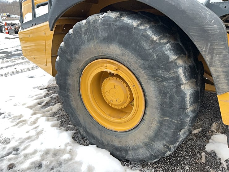 2021-bell-b30-image-15