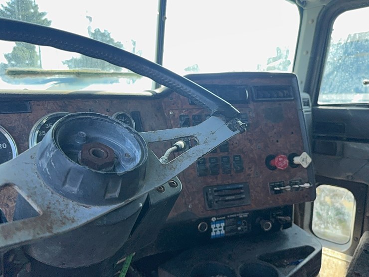 1997-international-9200-image-19