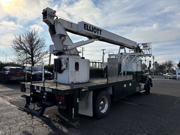 2001-kenworth-t300-image-5