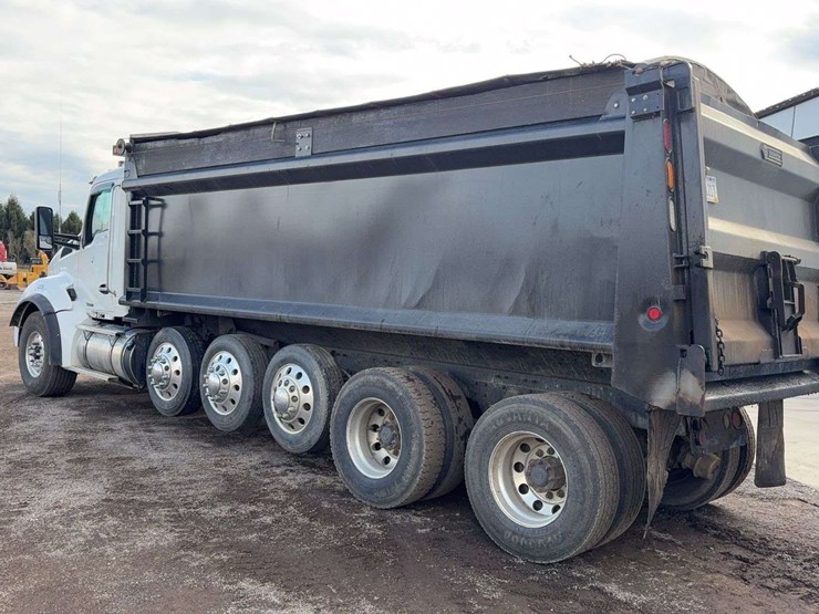 2017-kenworth-t880-image-4