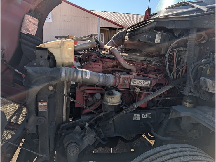 2019-kenworth-t680-image-14