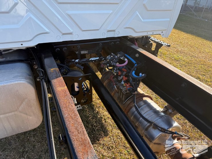 international-durastar-4300-image-3