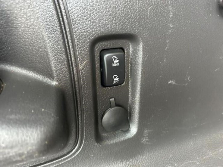 ford-edge-sel-image-22