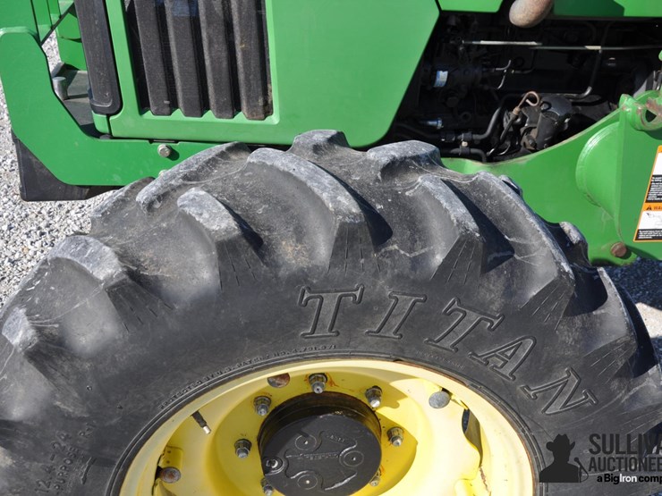 john-deere-5520-image-11