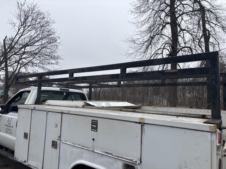 ford-f350-xl-image-22