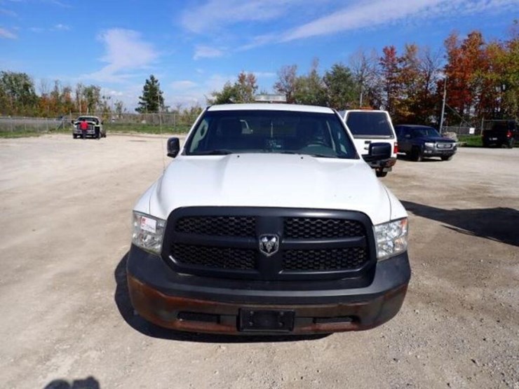 2013-dodge-ram-1500-image-2