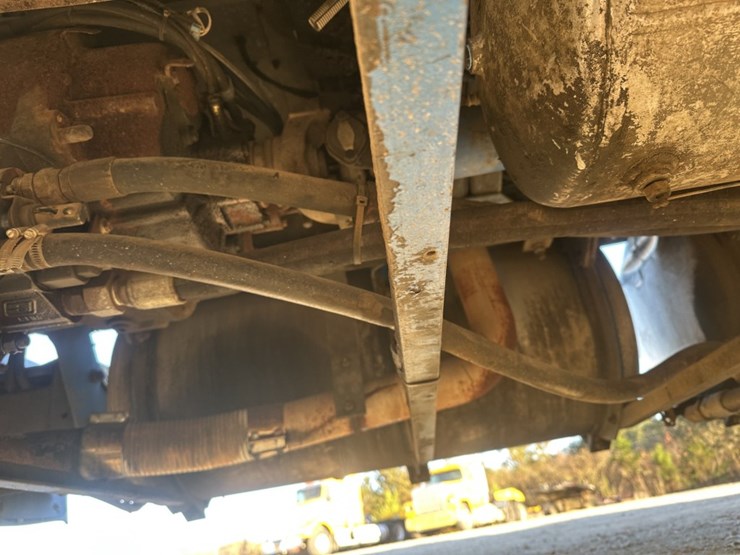 mack-rd688s-image-57