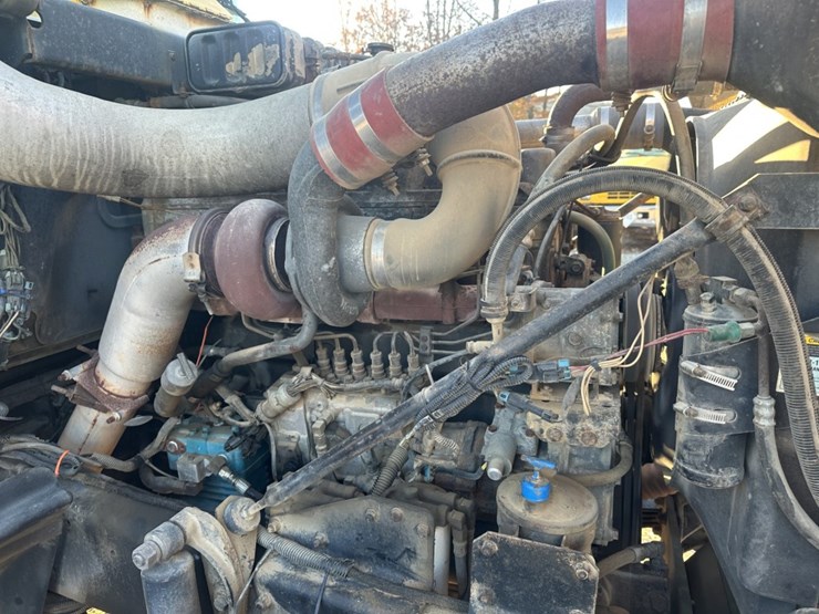 mack-rd688s-image-47