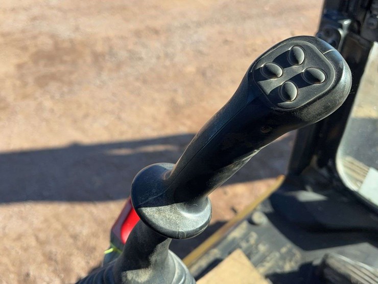 komatsu-pc210-lc-10-image-67