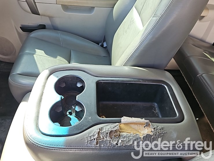 chevrolet-silverado-2500-image-33