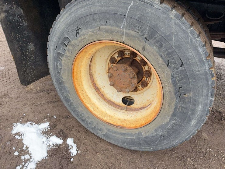 1997-international-4900-image-11