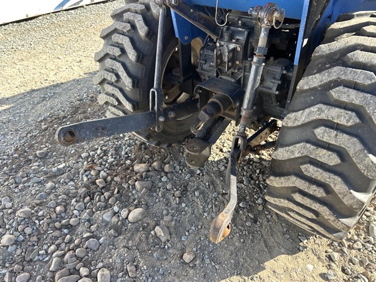 new-holland-tc26da-image-27