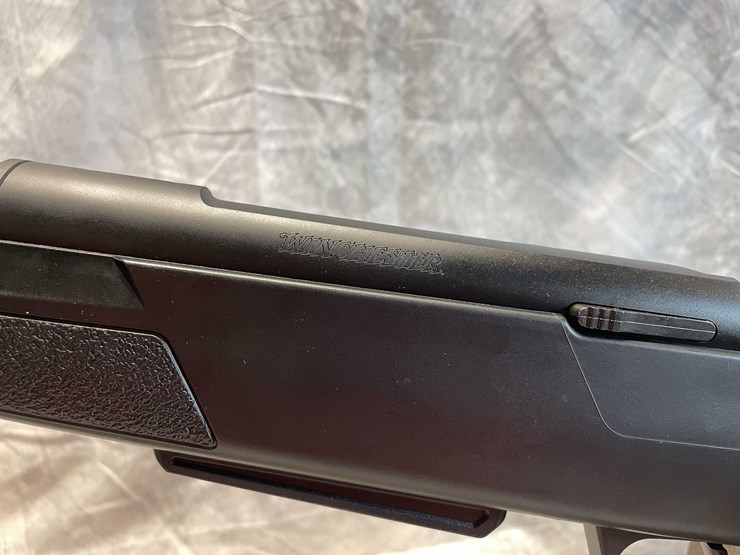 #2368-•-winchester-xpr-300-win-mag-bolt-action-rifle,-sn:-pt14720yw357-image-10