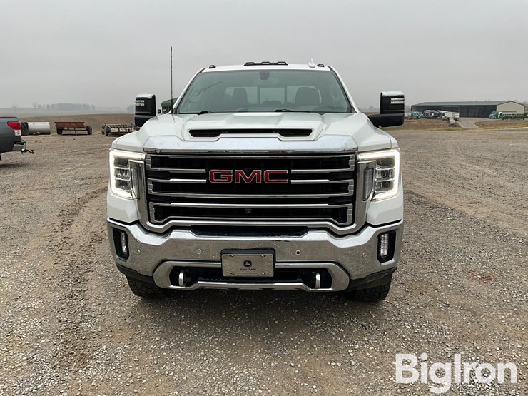 2022-gmc-sierra-2500-image-2