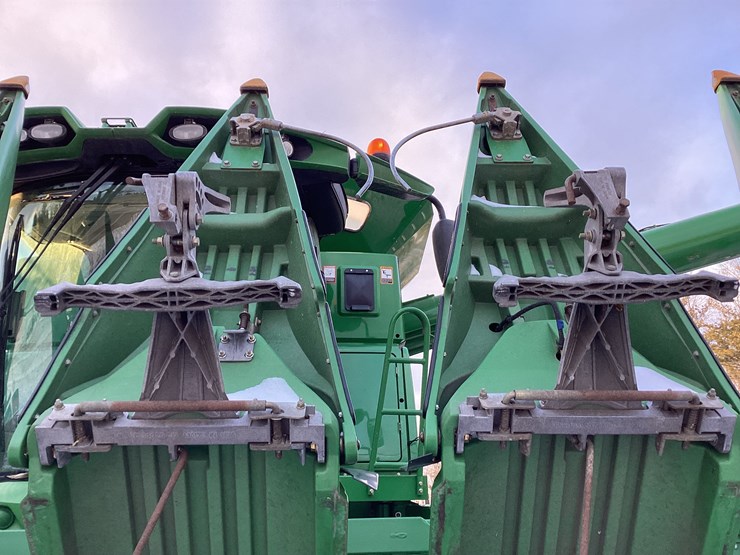 john-deere-608c-image-11