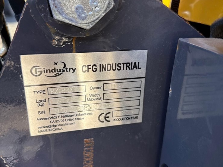 new-cfg-industrial-co-mini-excavator-model-mx12rx-image-6