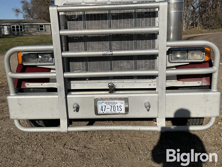 2005-peterbilt-379-image-15