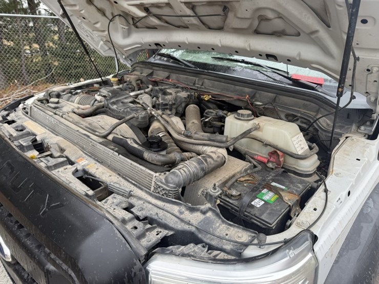 2011-ford-f550-image-14