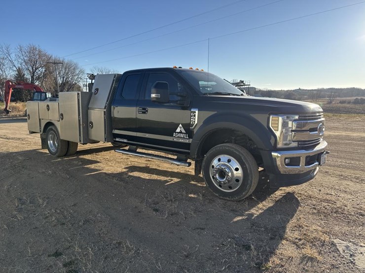 2018-ford-f450-image-7