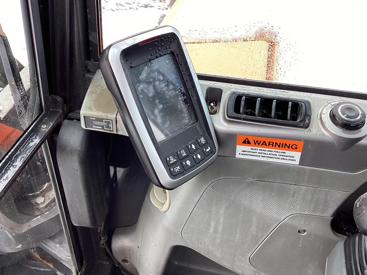 2015-doosan-dx85r-hydraulic-excavator-sn:dhkceaavhe6001366-image-15