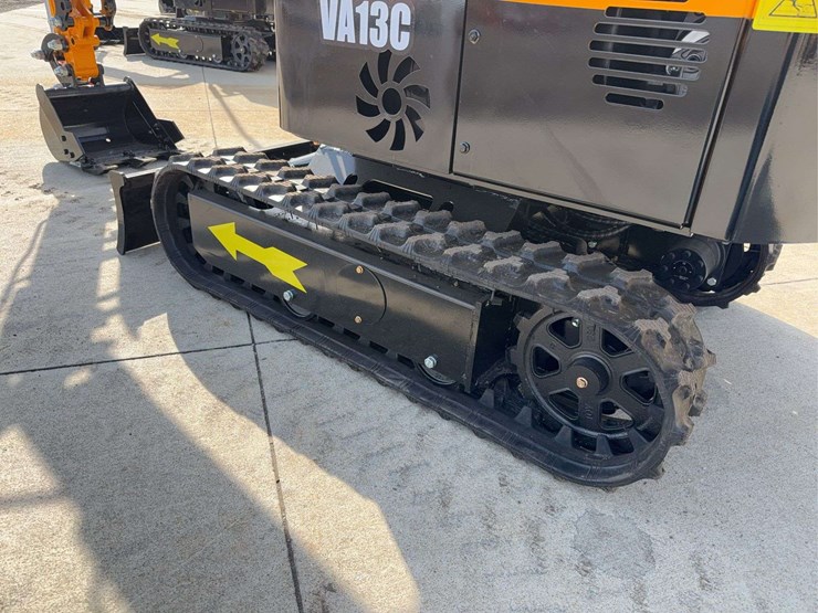 2025-miva-va13c-mini-excavator-image-5