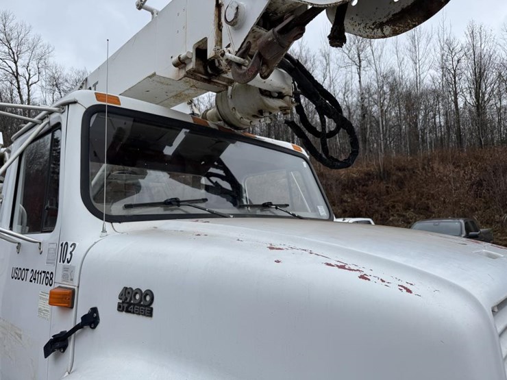 2001-international-4900-image-15